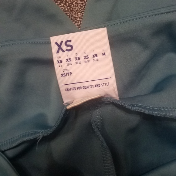 Reebok Classic Vector High Waist Legging - Picture 13 of 13